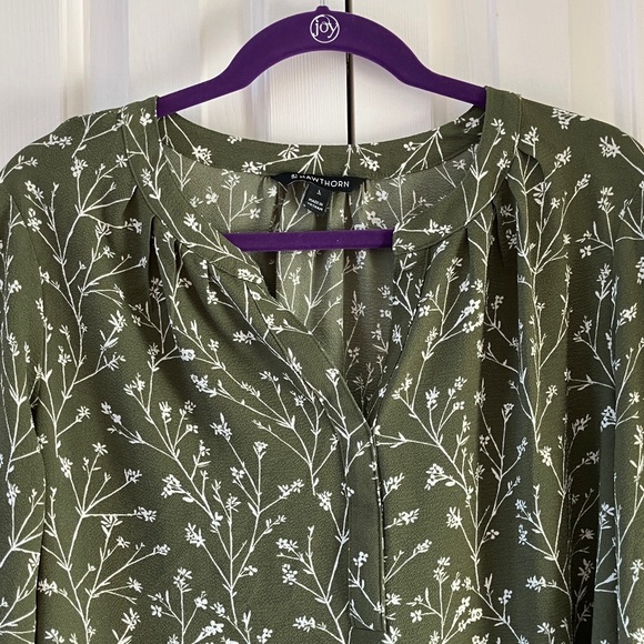 41 Hawthorn Olive Floral Blouse - Picture 2 of 5